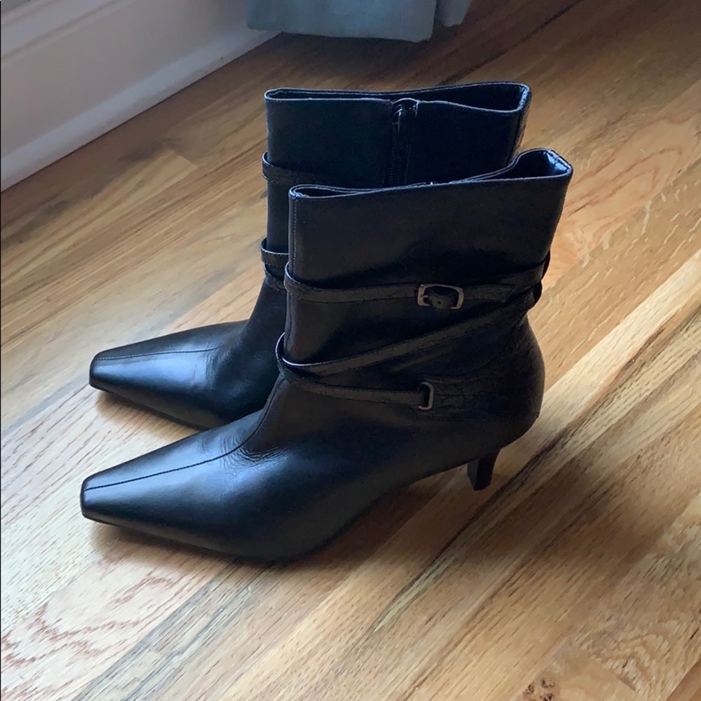 NIB Antonio Melani Black Leather Boots Size 9 N